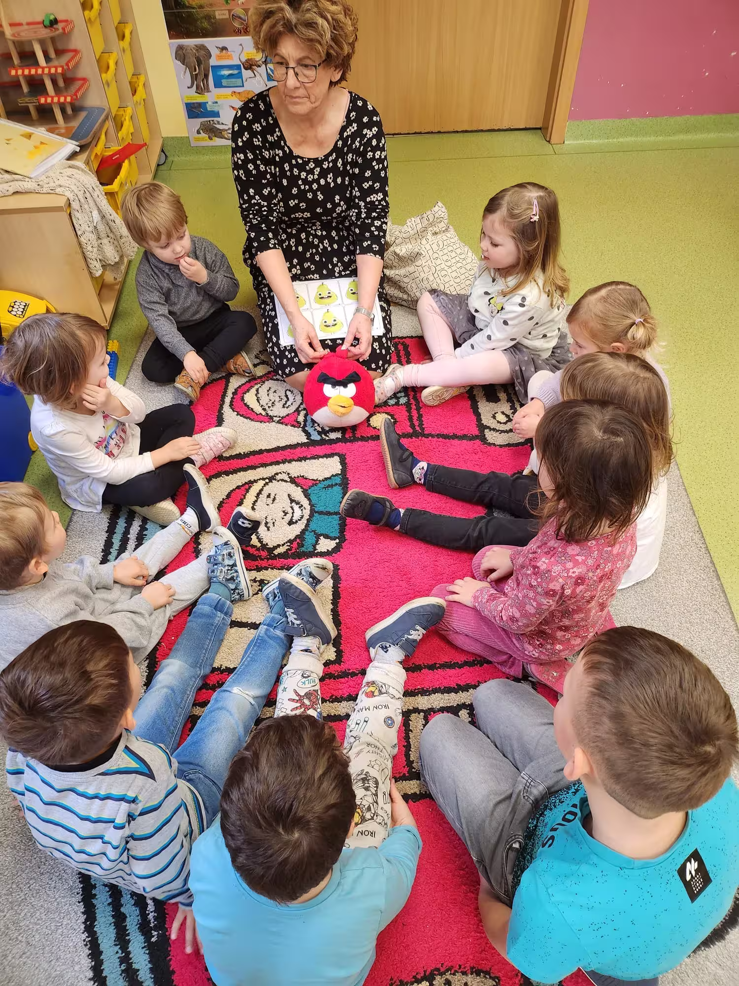 Zabawy integracyjne dzieci w przedszkolu w Częstochowie